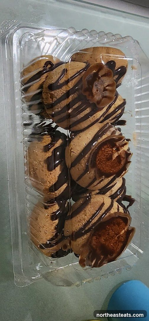 Cookies with Chocolate Drizzle