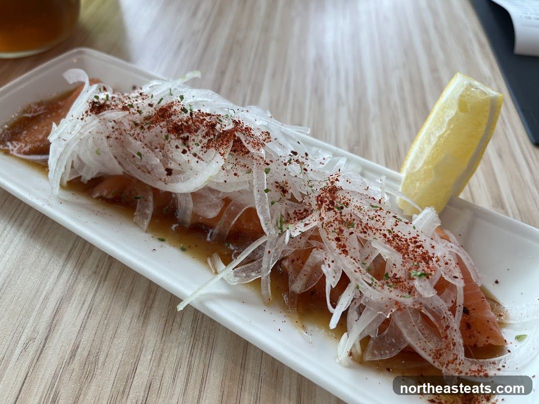 Salmon Sashimi with Onions and Lemon