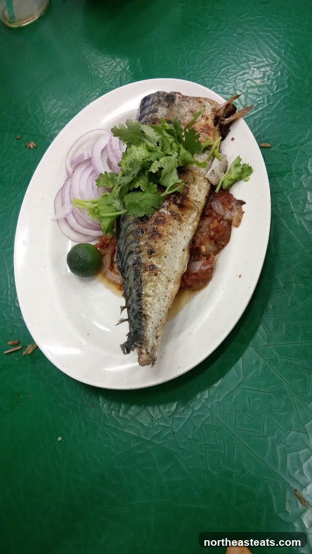 Grilled Fish with Onions and Lime