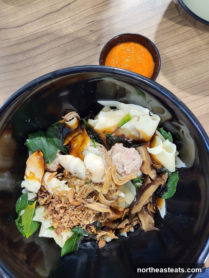 Noodle Dish with Chili Sauce