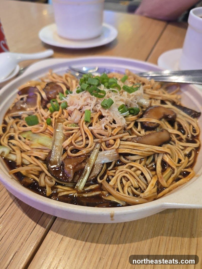 Noodles with Mushrooms and Scallions