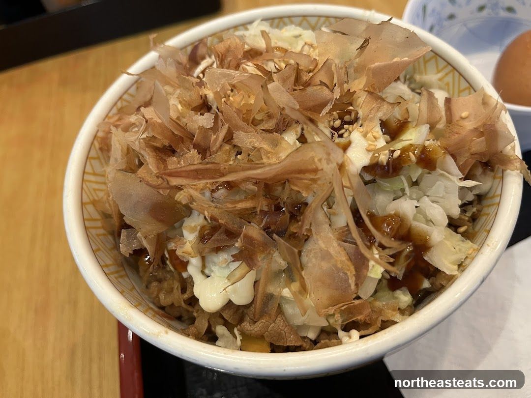 Beef bowl with toppings