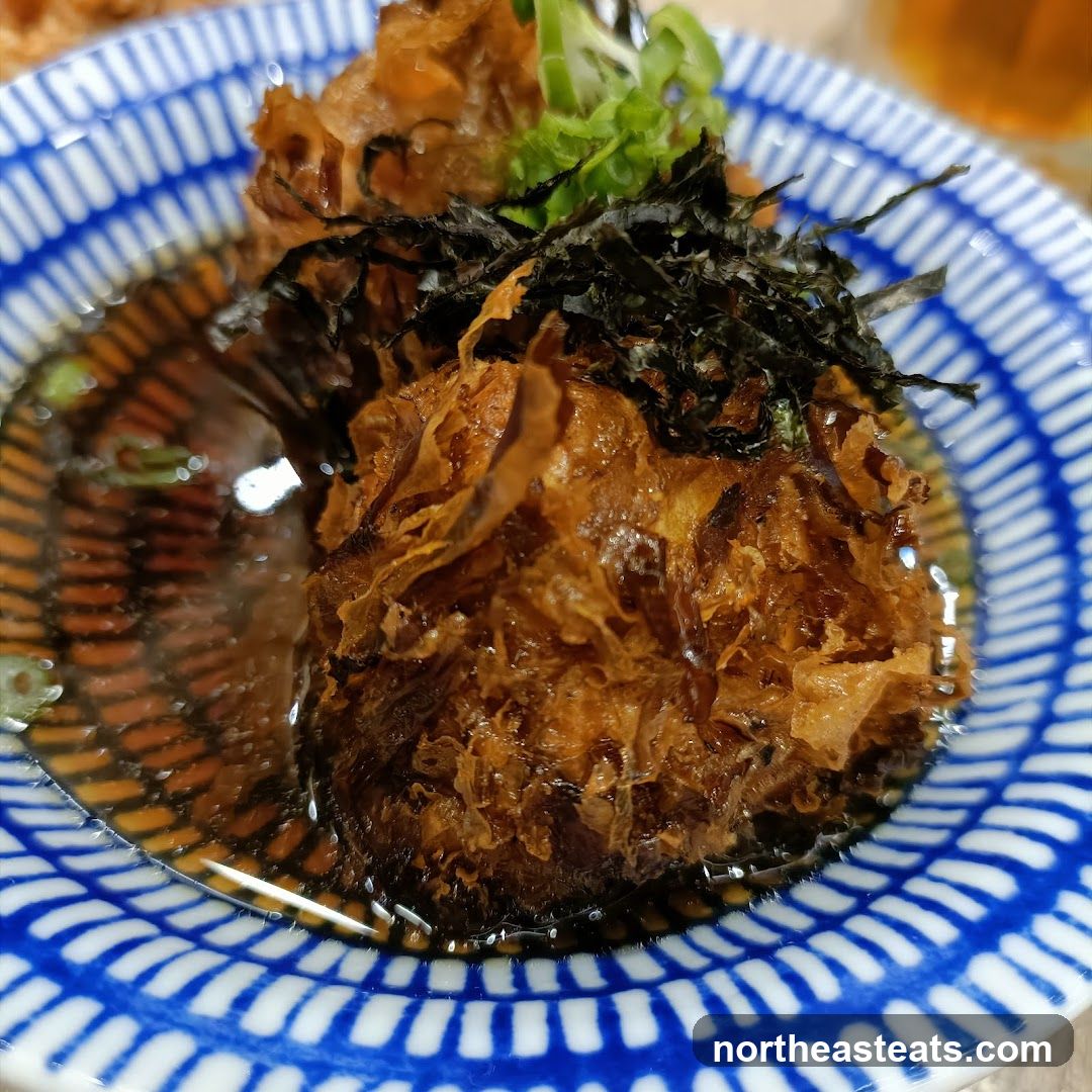 Fried Appetizer with Seaweed and Scallions