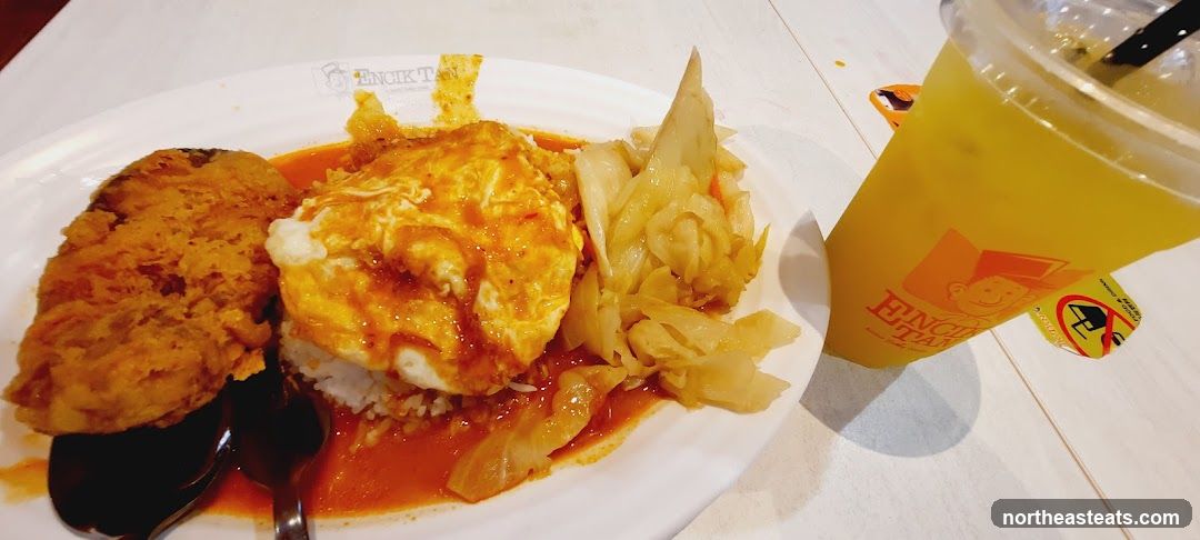 Fried Chicken with Rice and Egg