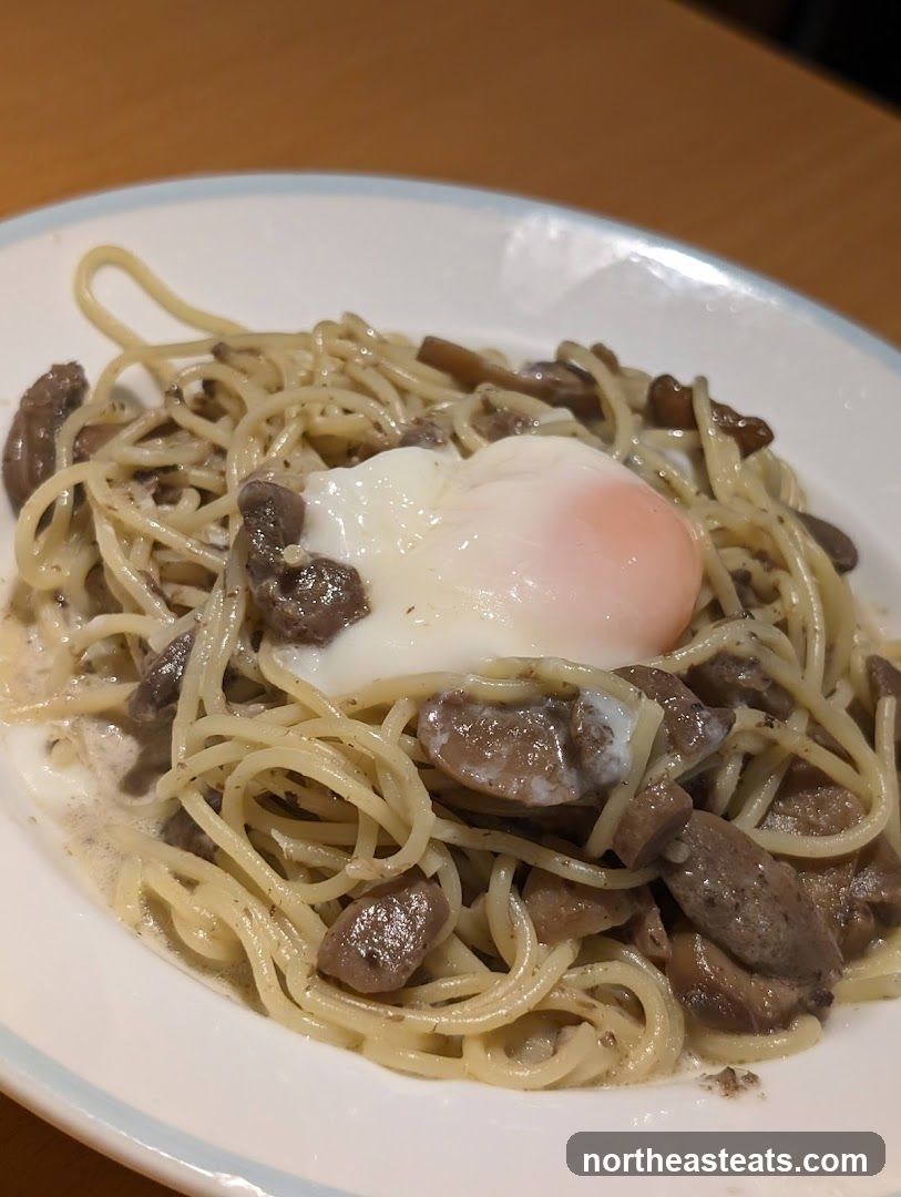 Spaghetti with Egg and Mushrooms