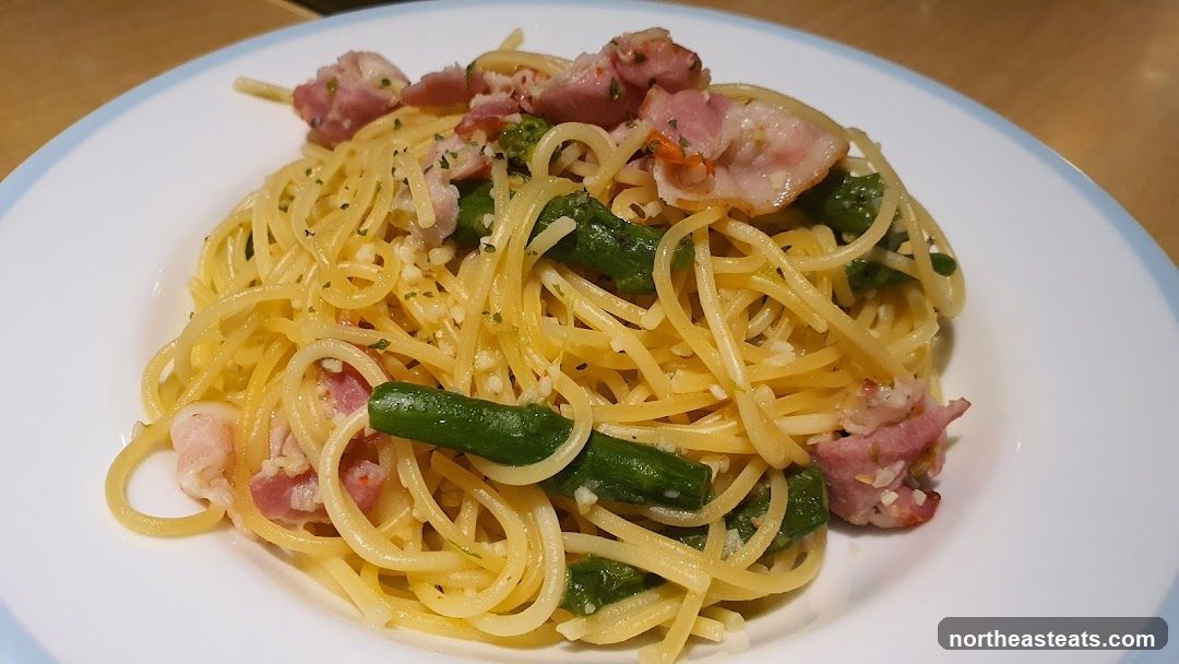 Spaghetti with Bacon and Asparagus