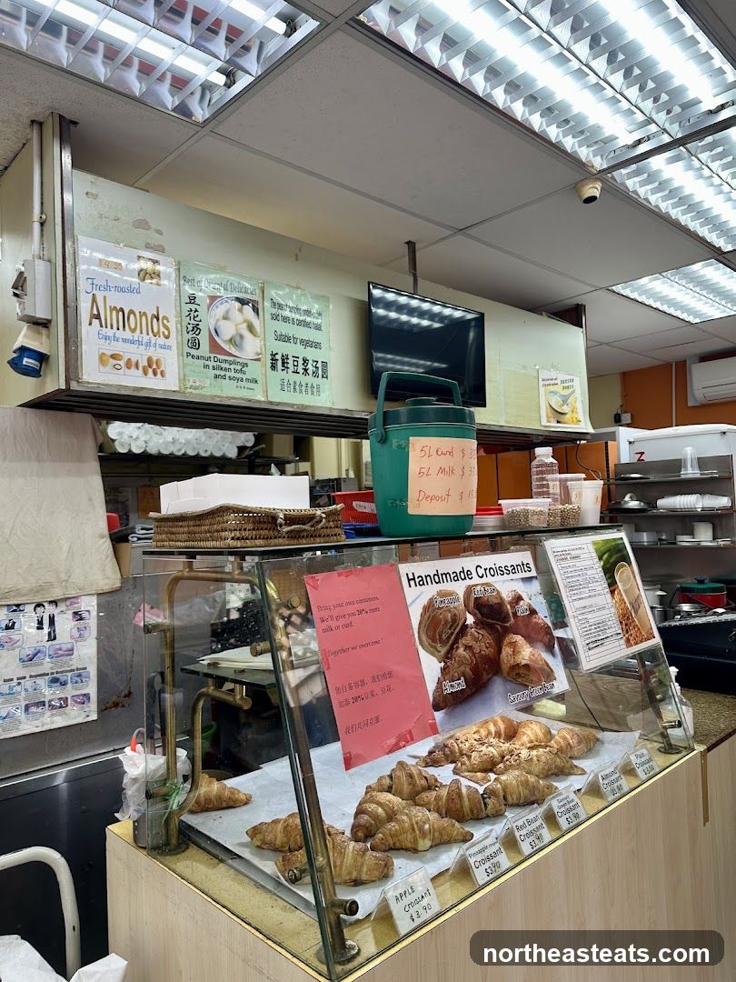 Croissant Display