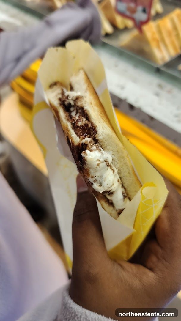 Chocolate and cream sandwich