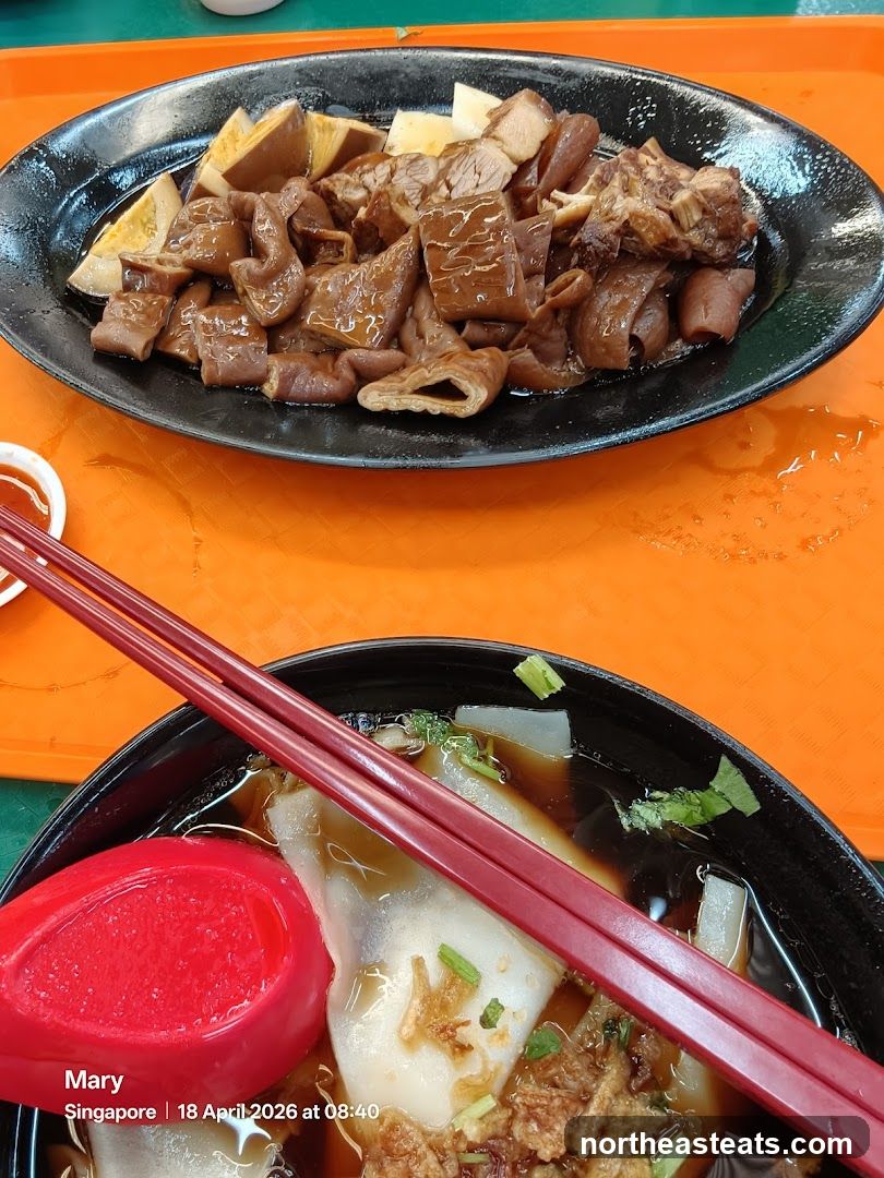 Braised Intestines and Noodles