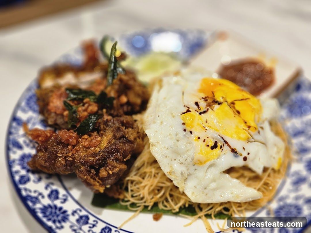 Fried Chicken with Noodles and Egg