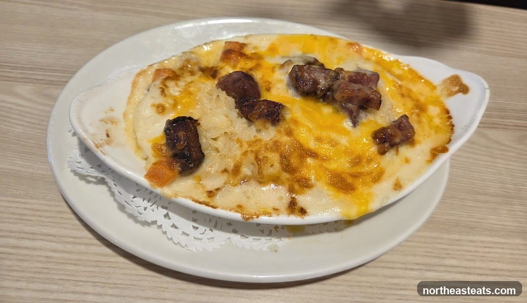 Baked Macaroni and Cheese with Bacon