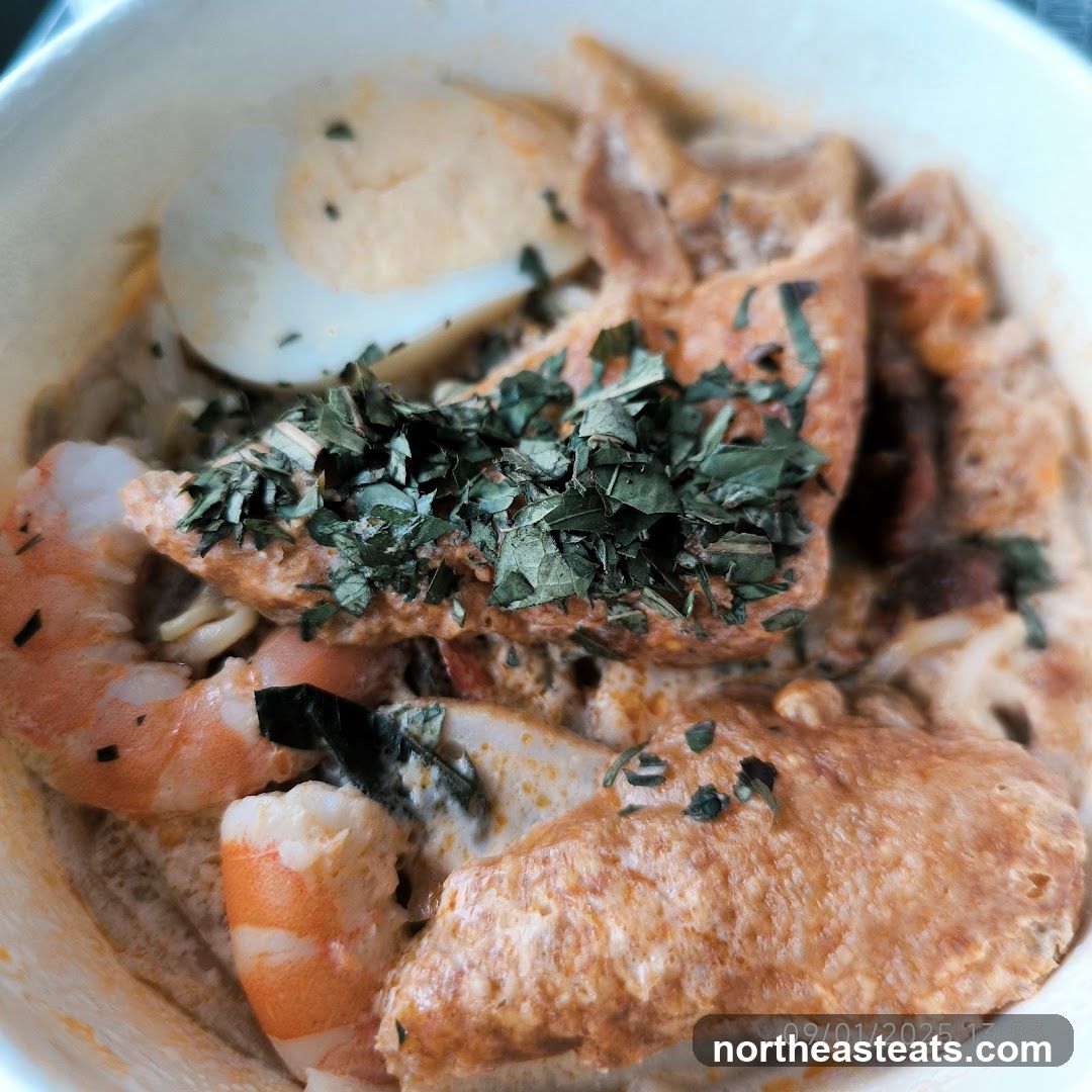 Laksa with Shrimp and Egg