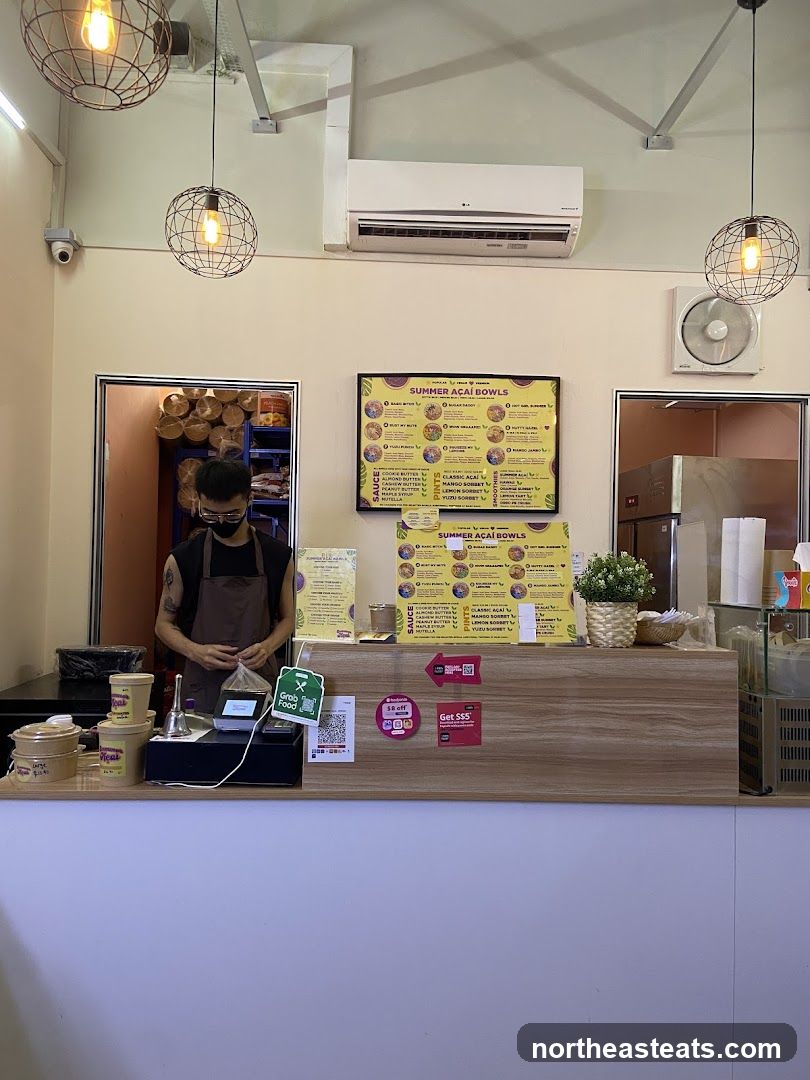 Açaí Bowl Shop Counter