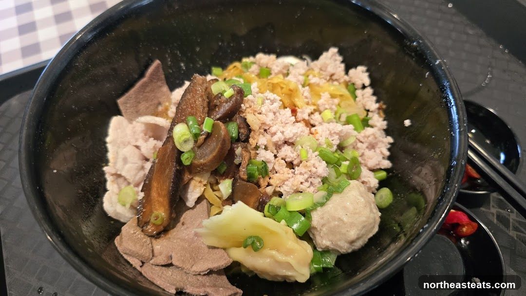 Noodles with Toppings