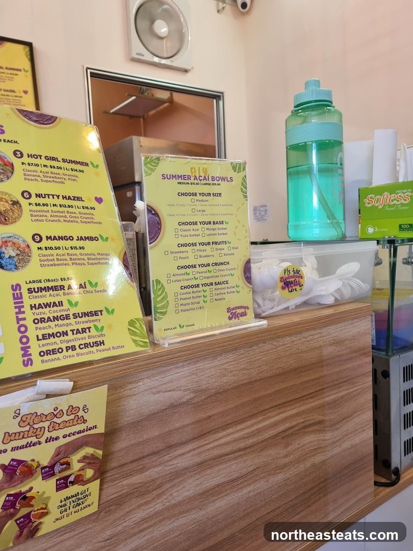 Açaí Bowls and Smoothies Menu