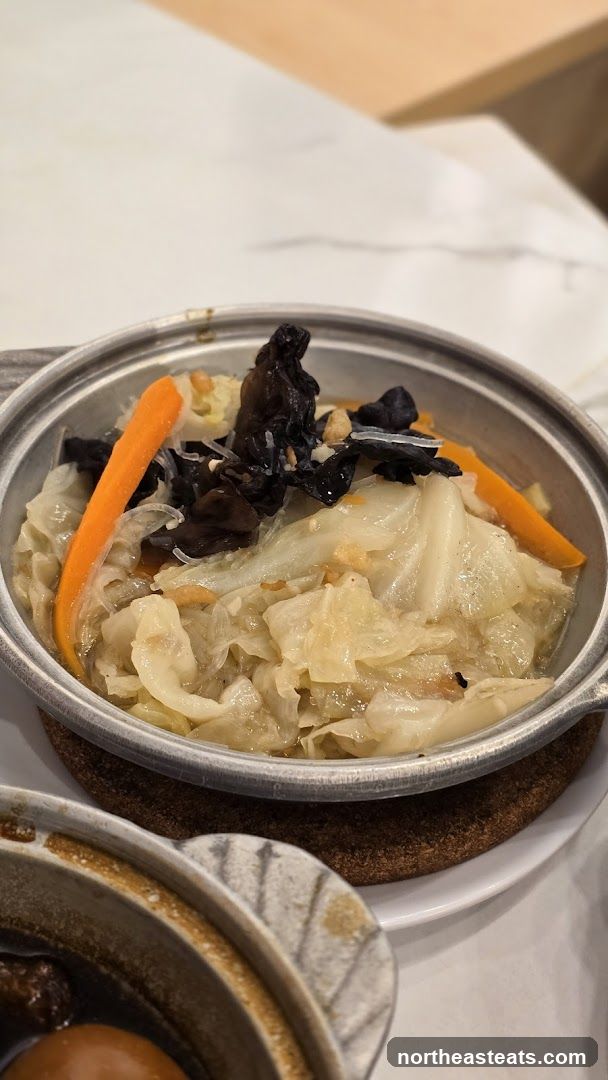 Braised Cabbage with Mushrooms and Carrots
