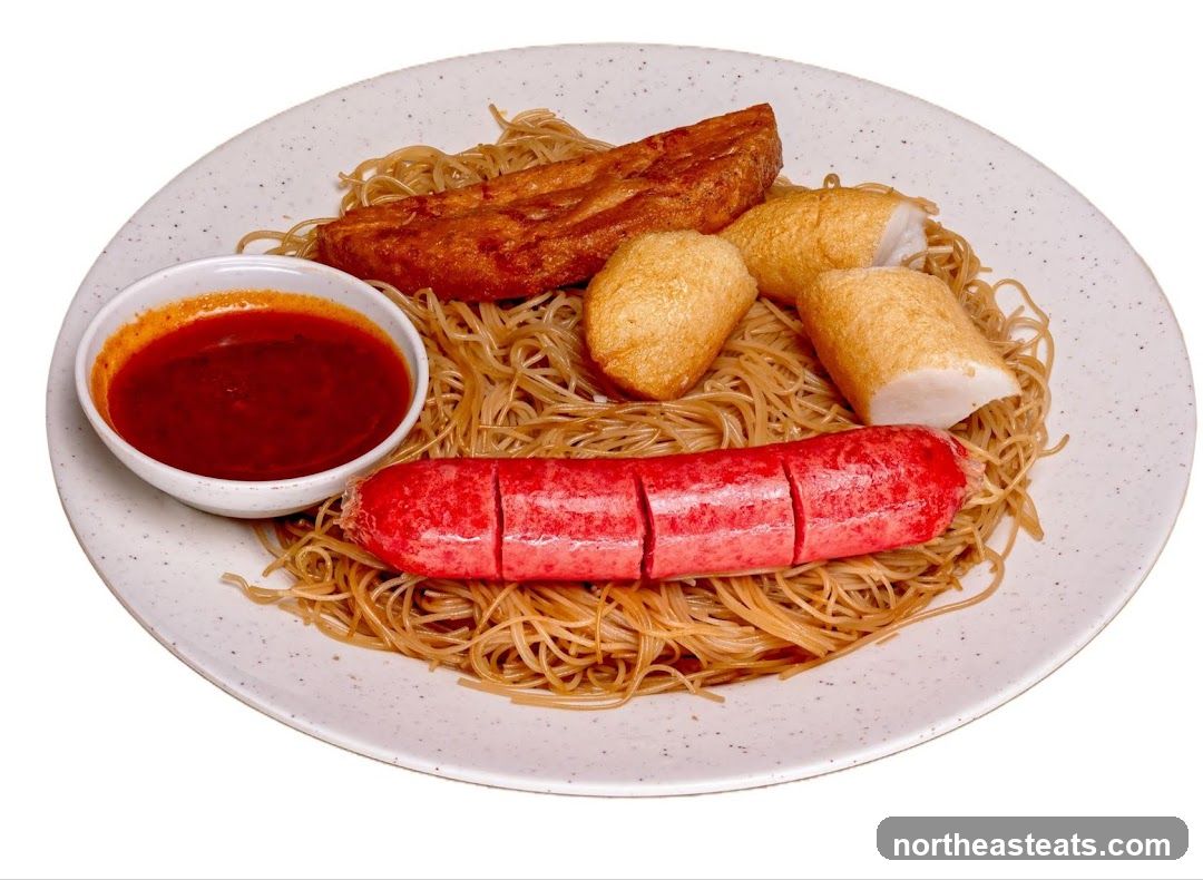 Noodles with Sausage and Fish Cakes