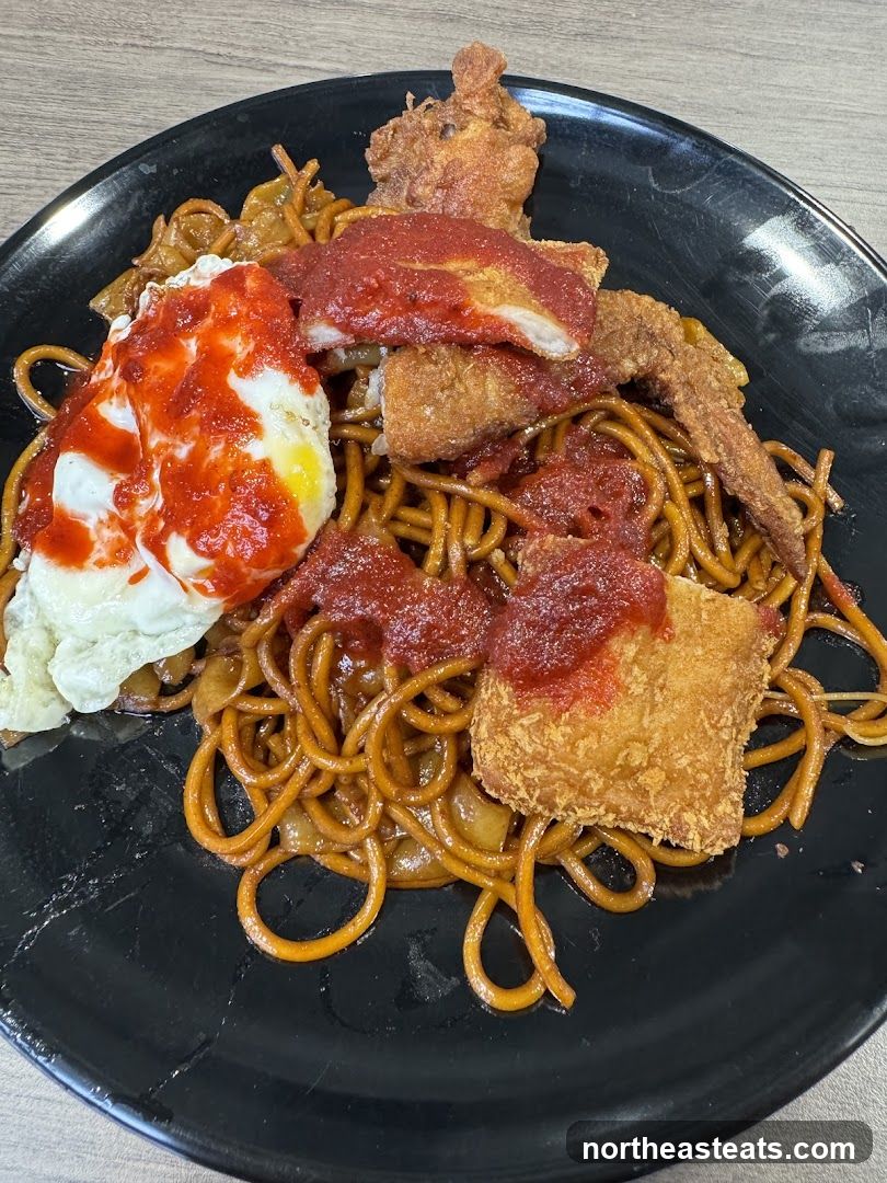 Noodles with Fried Chicken and Egg