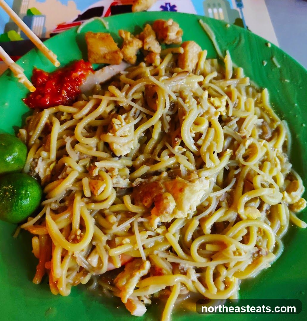 Noodles with Egg and Fried Tofu