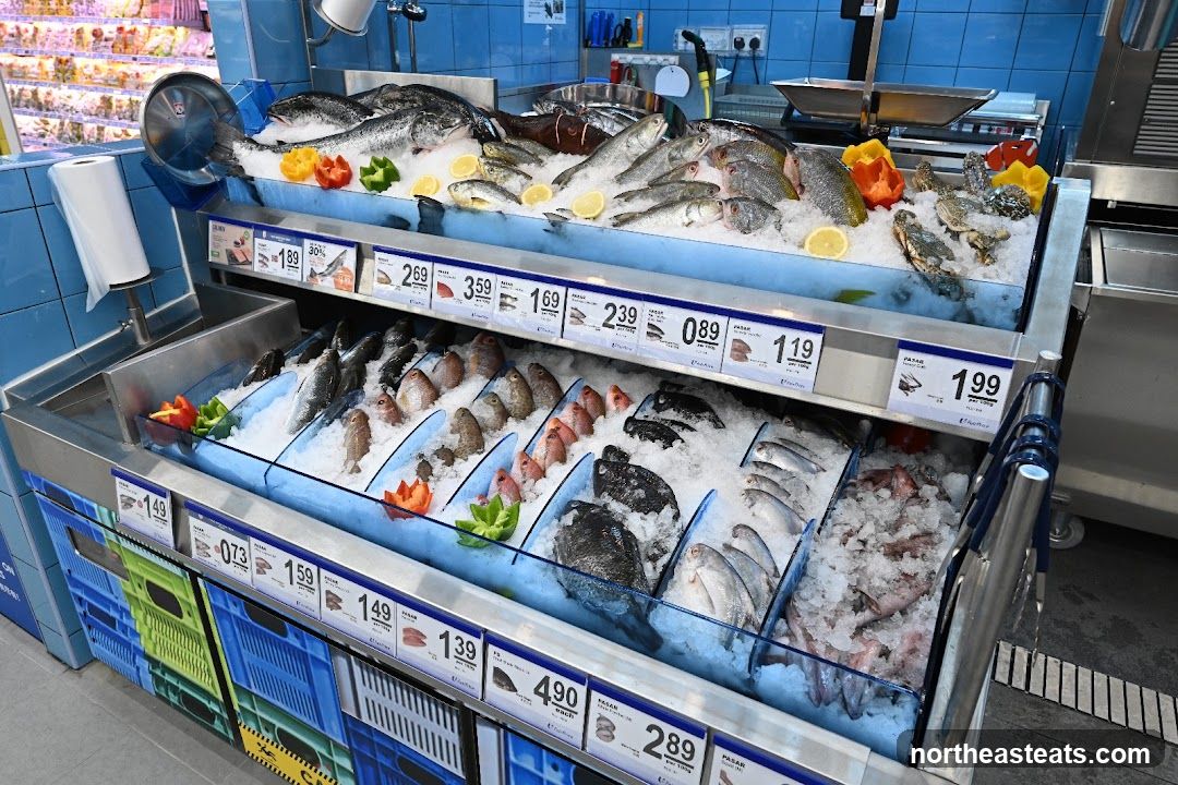 Fresh Fish Display