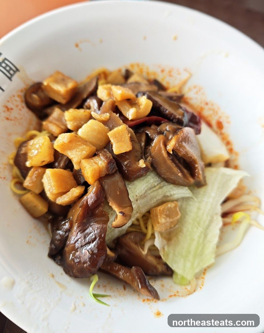 Noodles with Mushrooms and Tofu