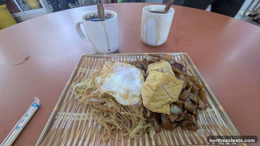 Fried Noodles with Fried Egg and Tofu