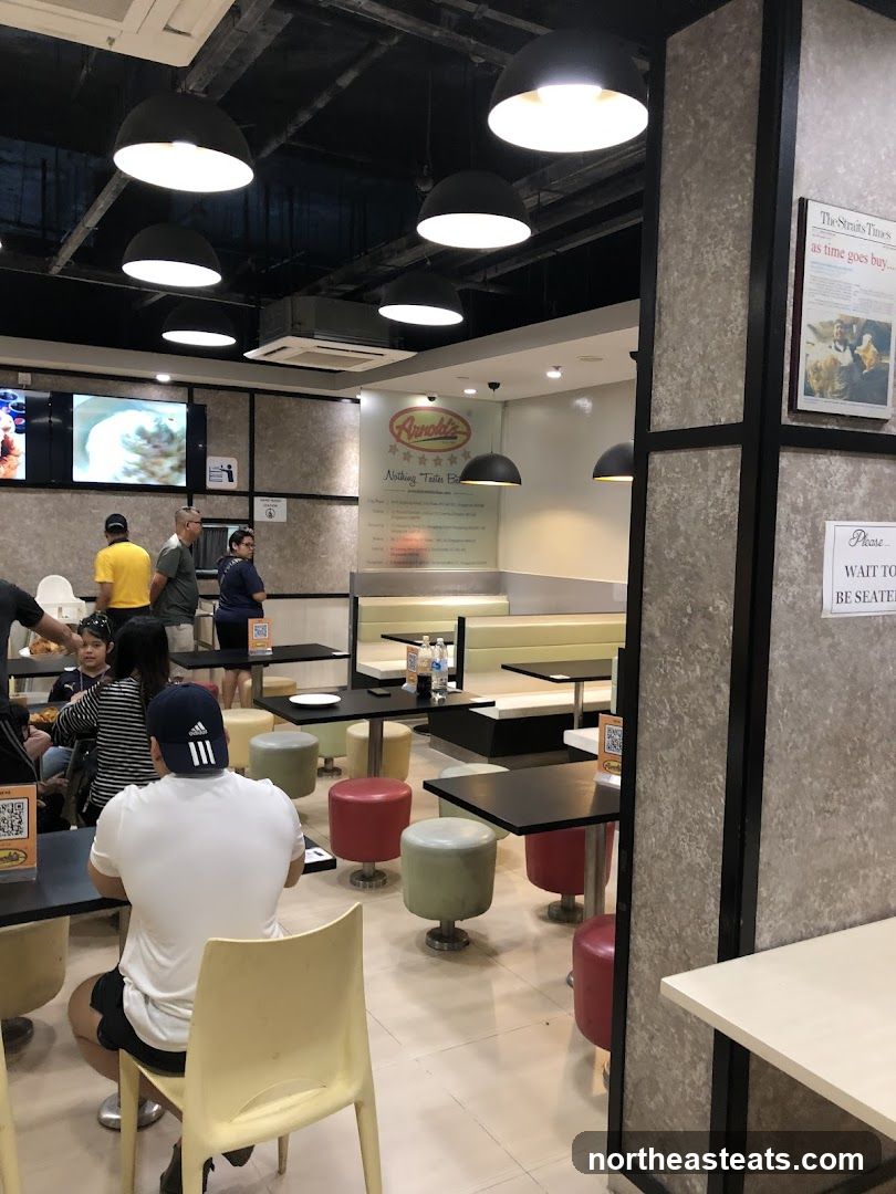 Arnold's Restaurant Interior