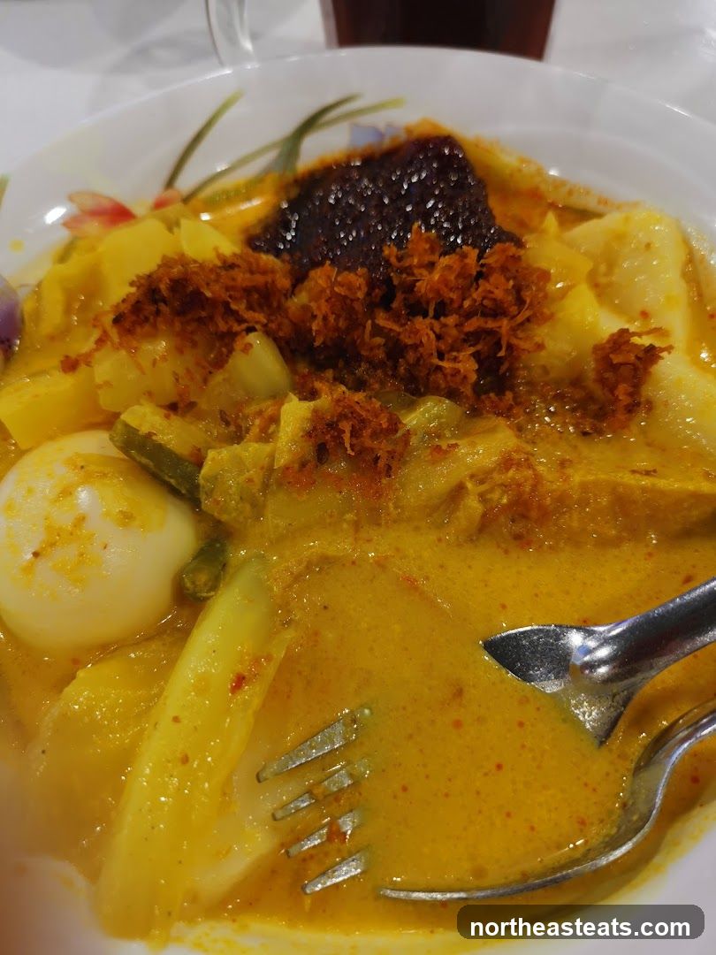 Lontong Dish