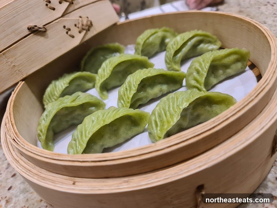 Steamed Green Dumplings
