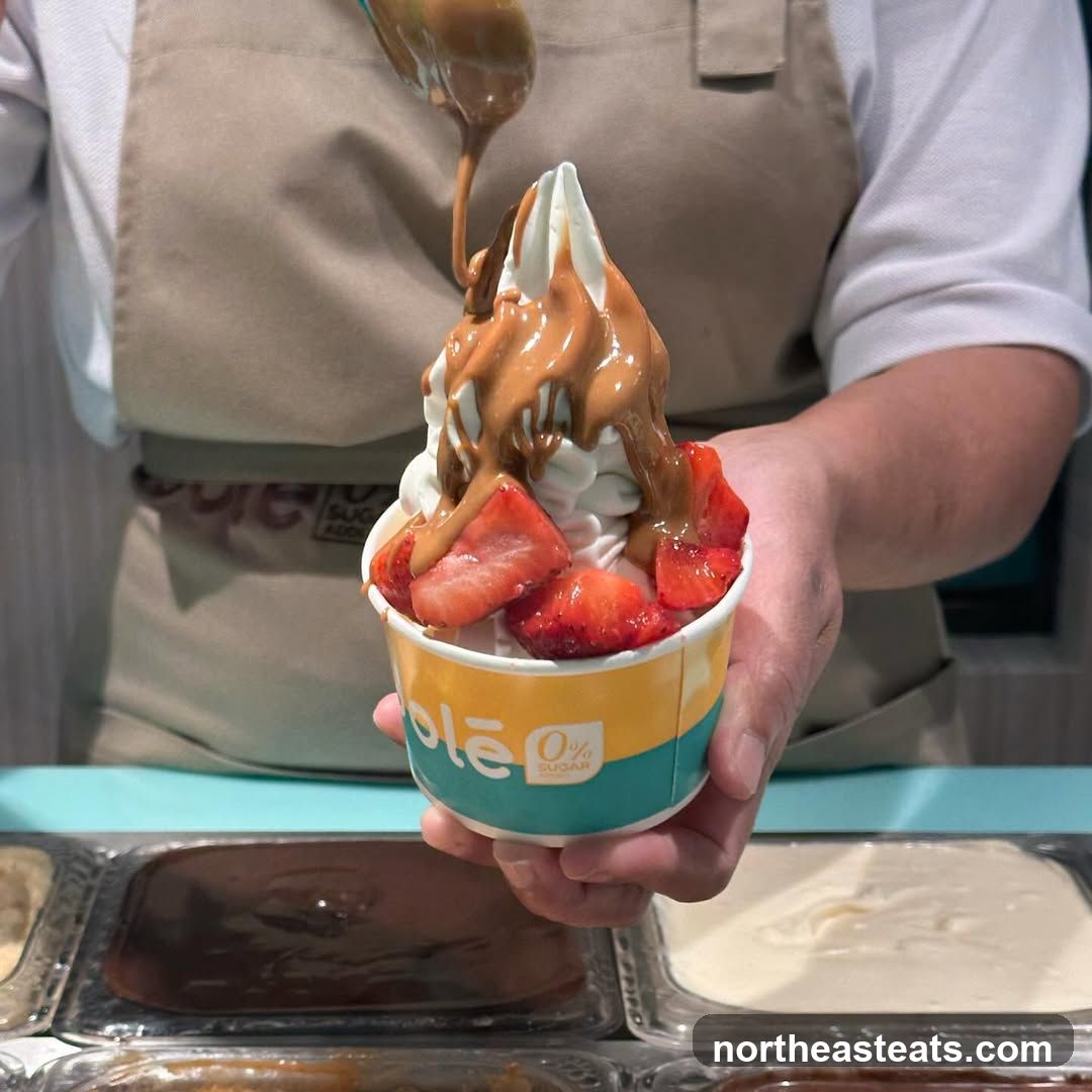 Frozen Yogurt with Strawberries and Sauce