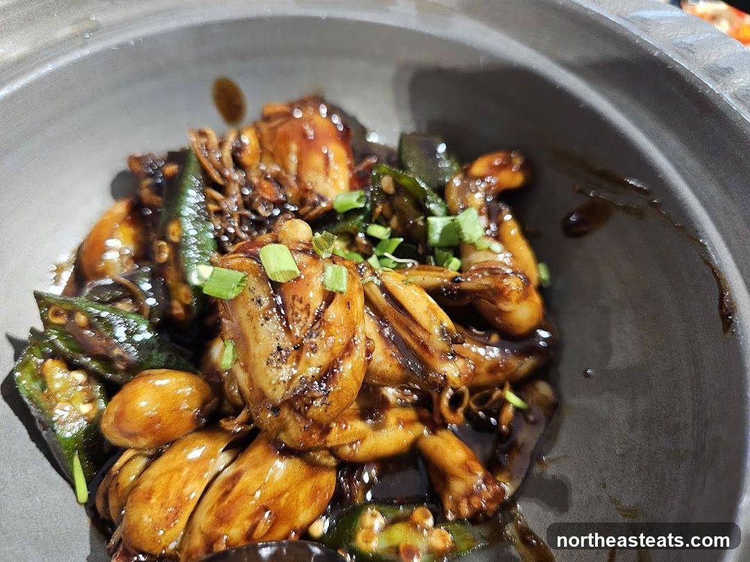 Stir-fried Frogs with Okra