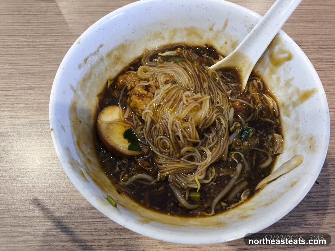 Jue Shuang Braised Delights (觉双卤面）