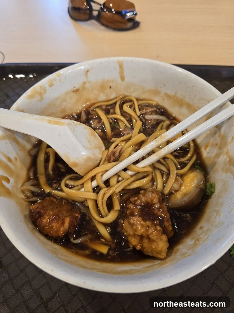 Noodles with Meat and Egg