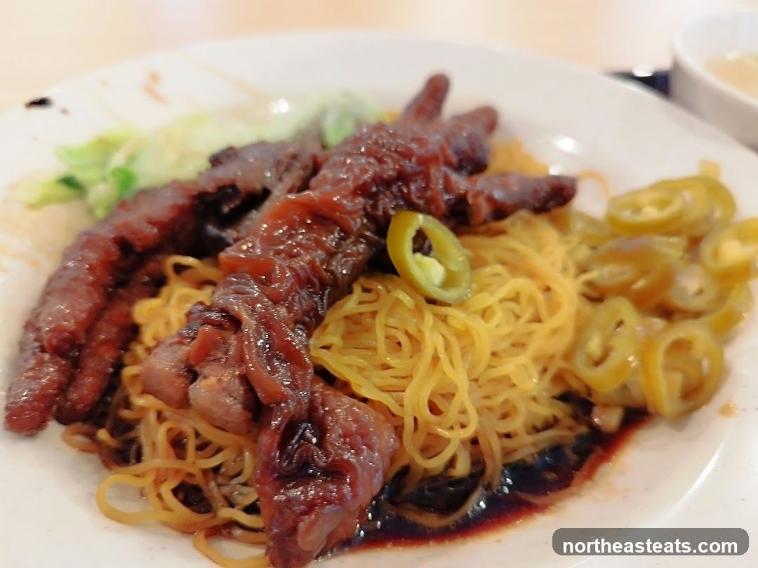 Braised Chicken Feet Noodles