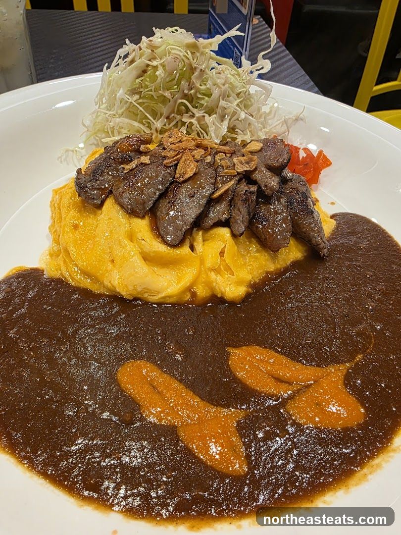 Omurice with Sliced Beef and Curry
