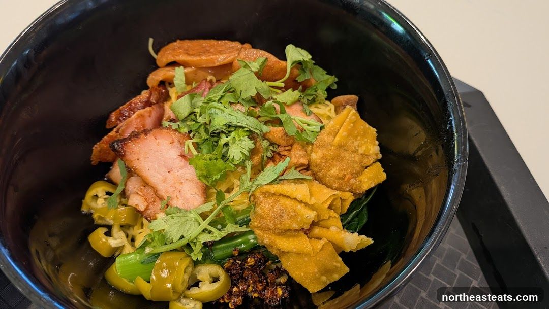 Noodle Dish with Meat and Wontons
