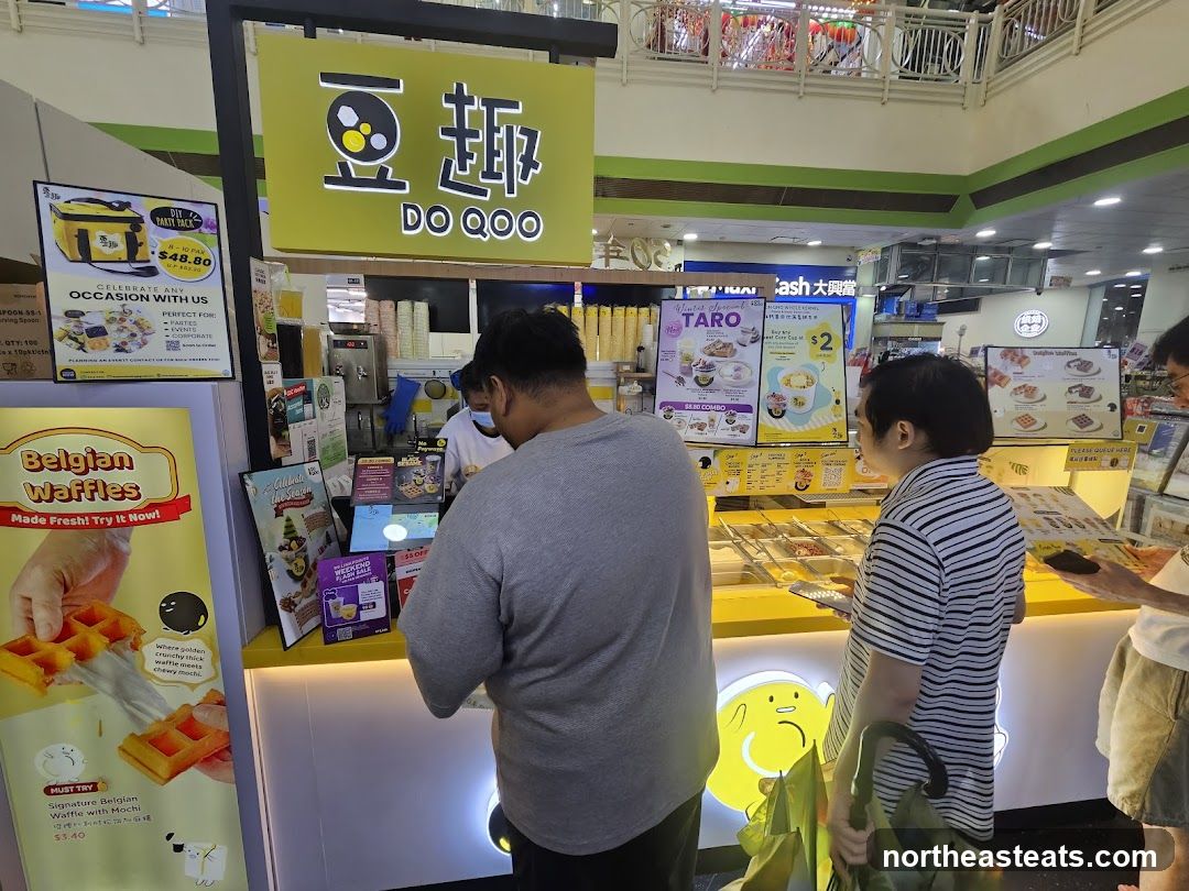 DO QOO waffle and dessert stall