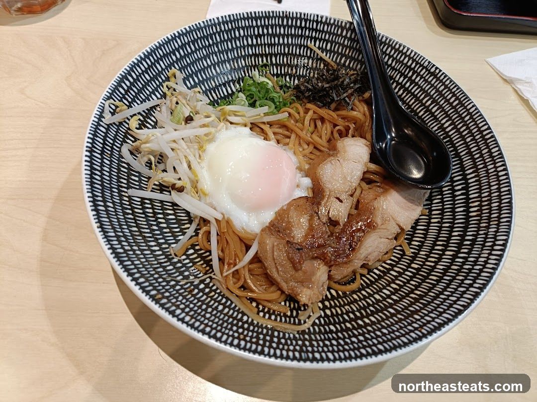 Noodle Dish with Egg and Pork