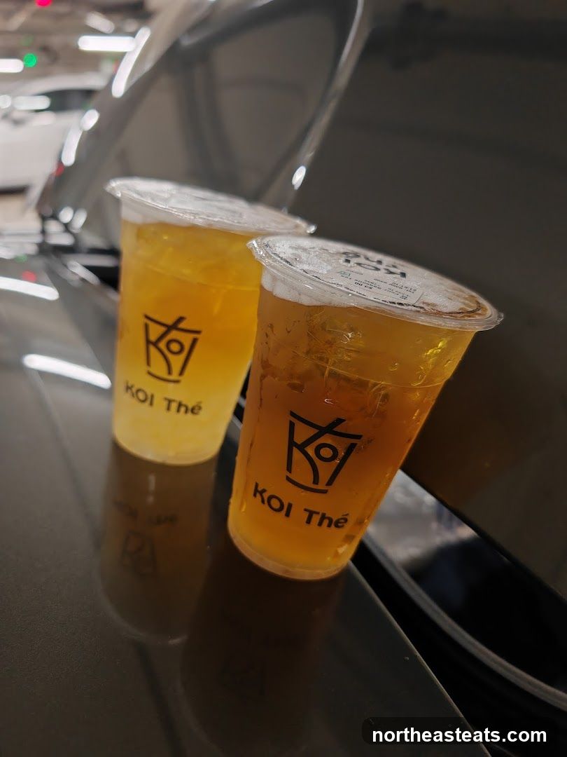 Two KOI Thé drinks