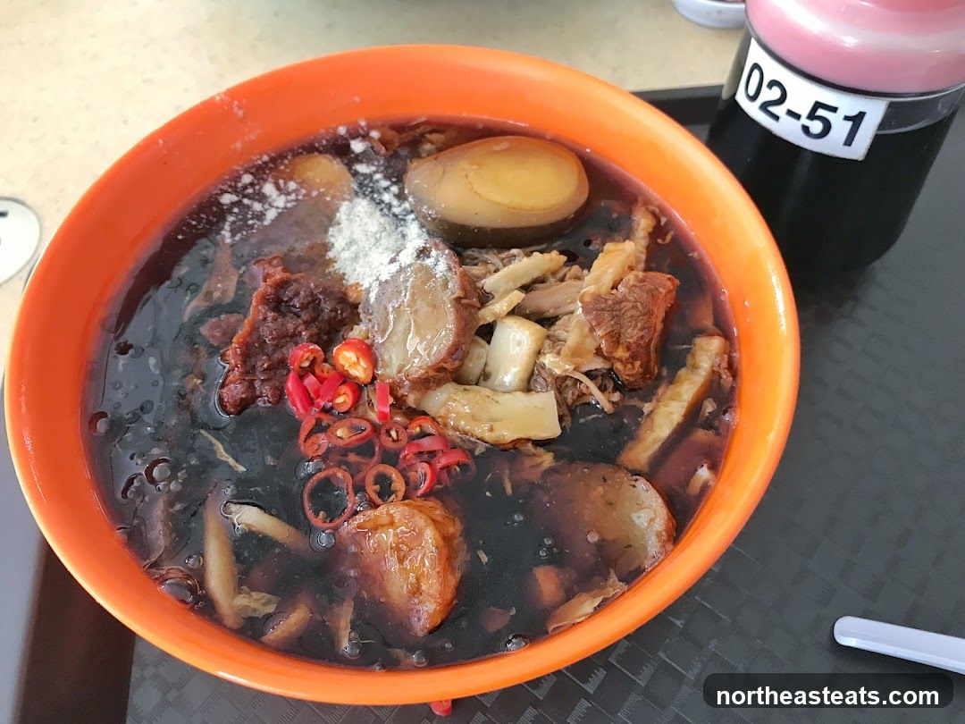 Braised Meat Dish with Egg and Chili