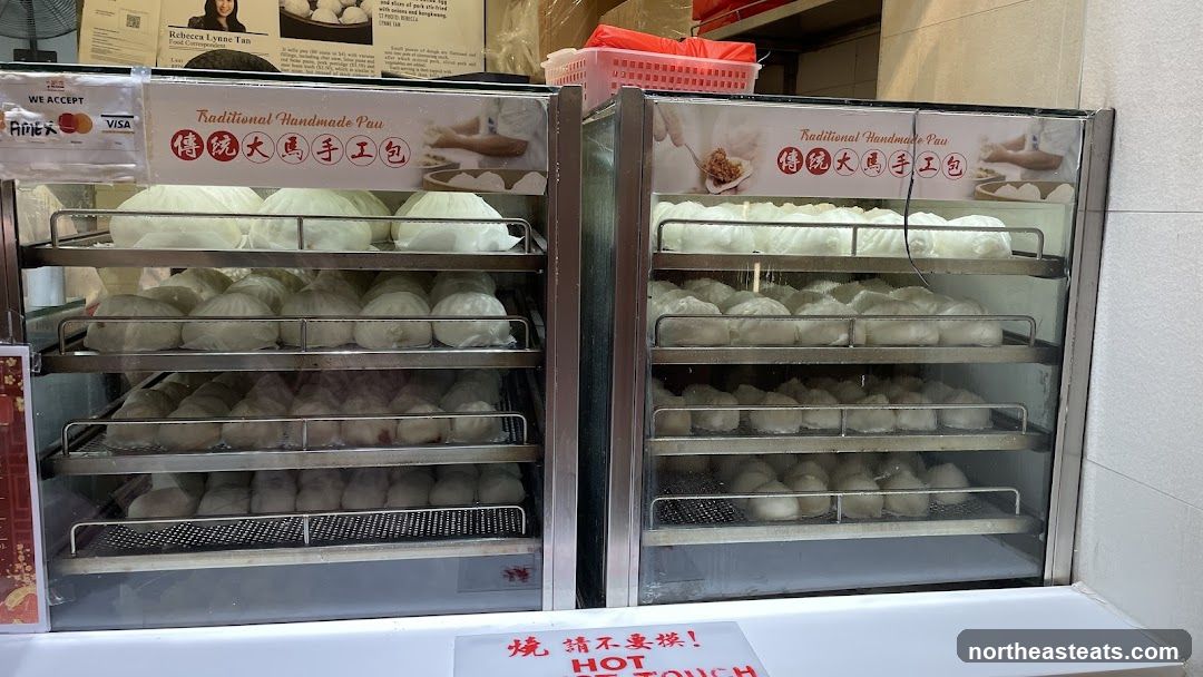 Traditional Handmade Pau Display