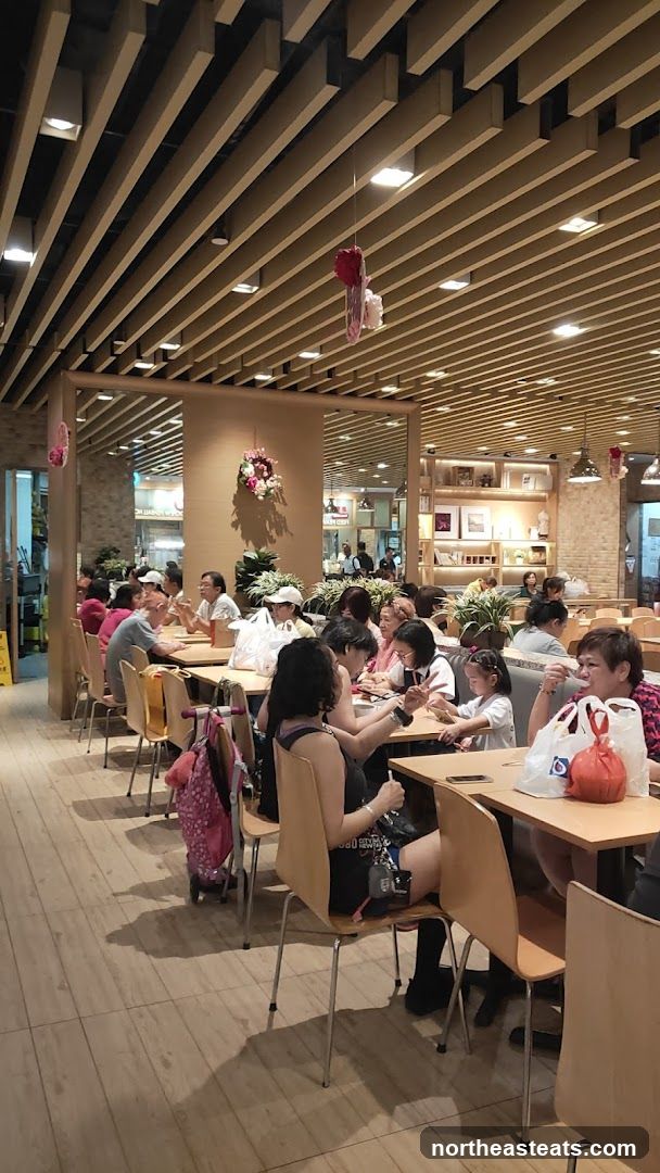 People dining in a cafe