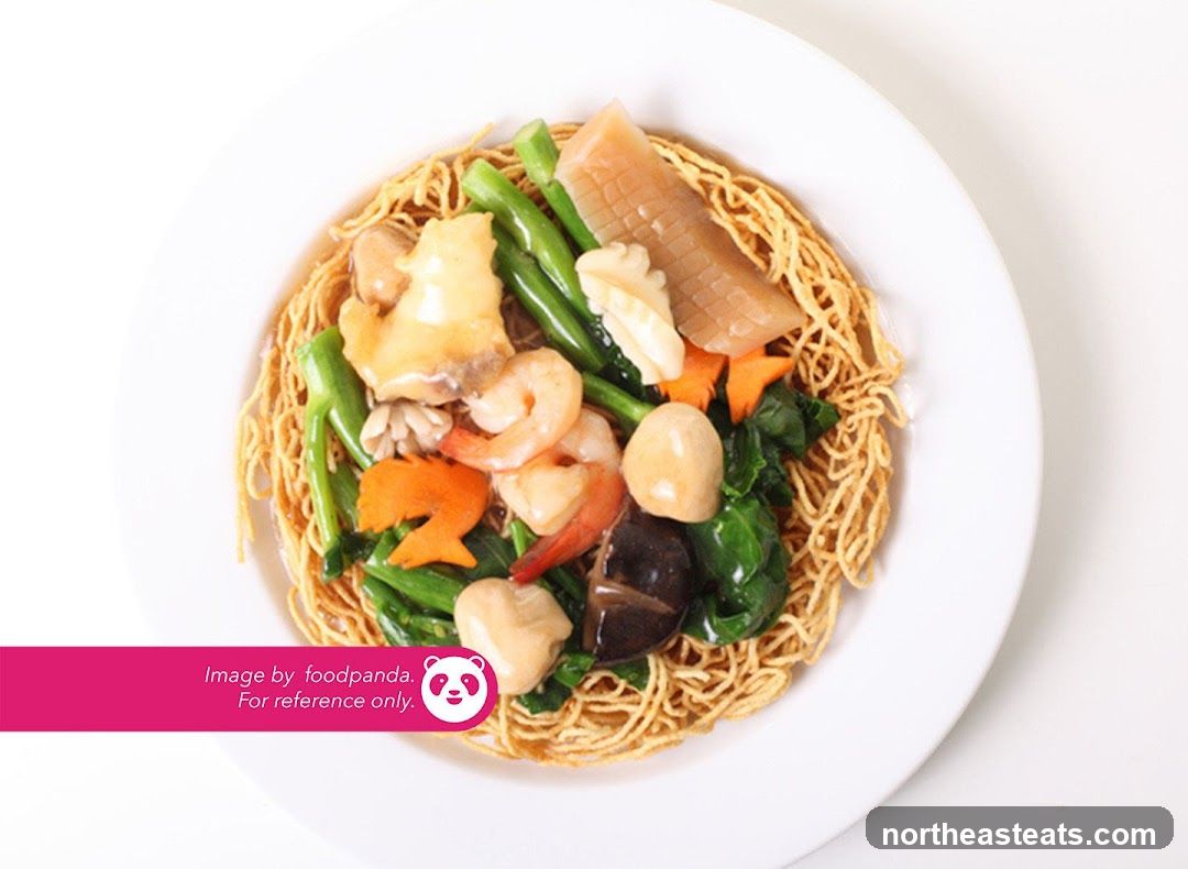 Crispy Noodles with Seafood and Vegetables