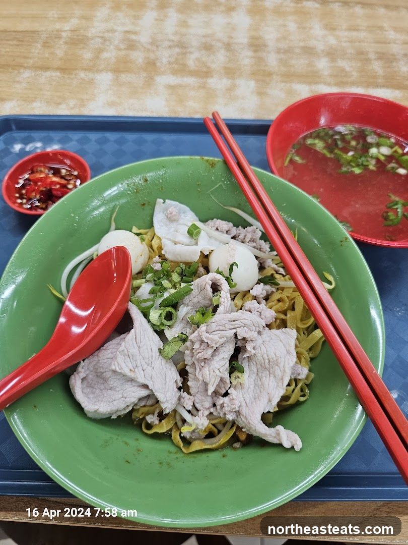 Noodles with Pork and Fish Balls