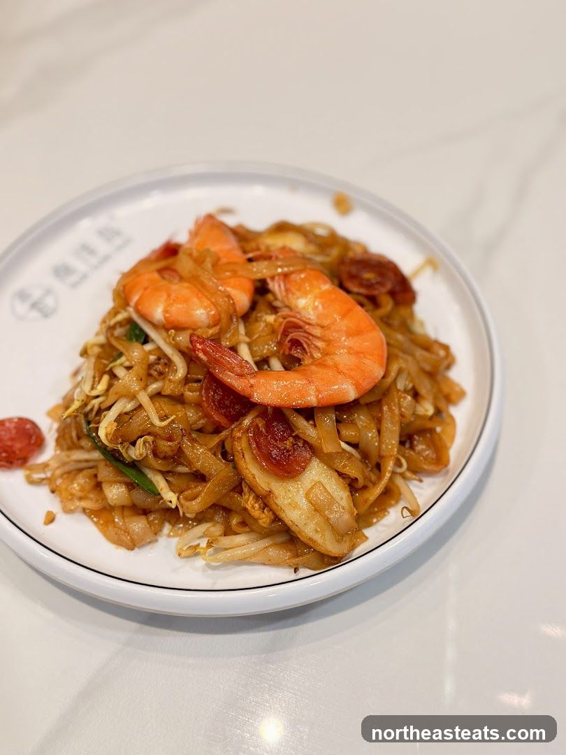 Stir-fried Noodles with Shrimp and Sausage