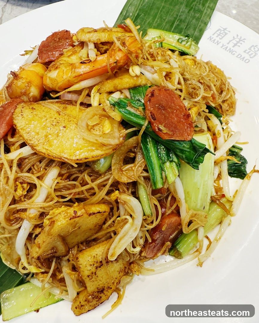 Stir-fried Noodles with Shrimp and Sausage