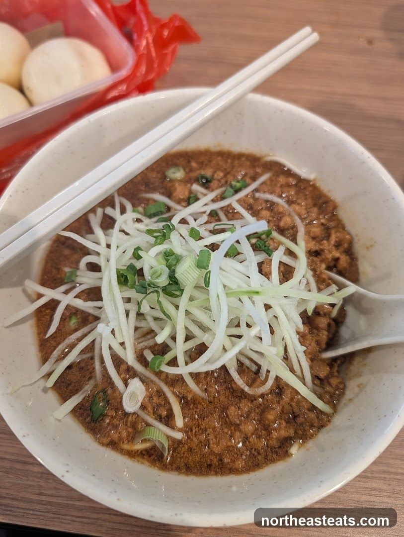 Noodles with Minced Meat and Garnish