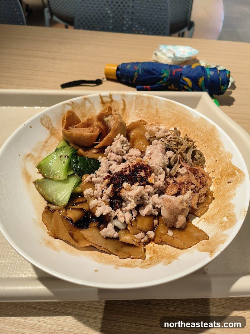 Noodles with Minced Meat and Vegetables