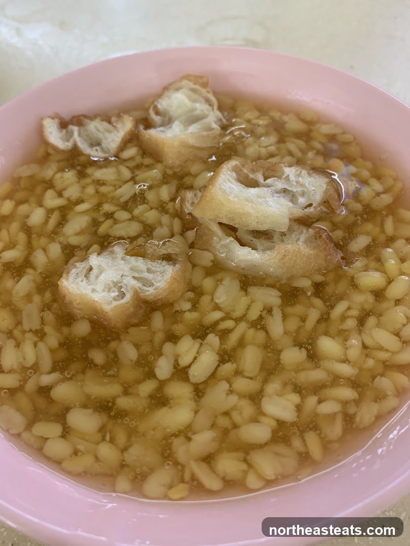 Mung Bean Soup with Fried Dough