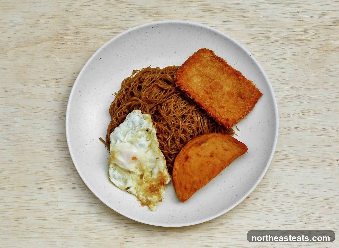 Fried Noodles with Egg and Patties